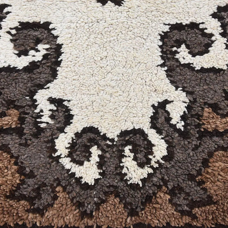 Azilal Rug  2.8 x 6.9 feet / 86 x 211 cm 