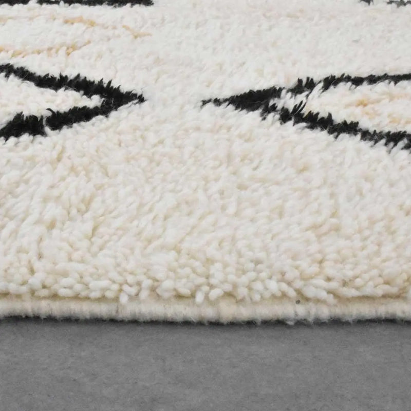 Azilal Rug 4.8 x 8.6 ft 