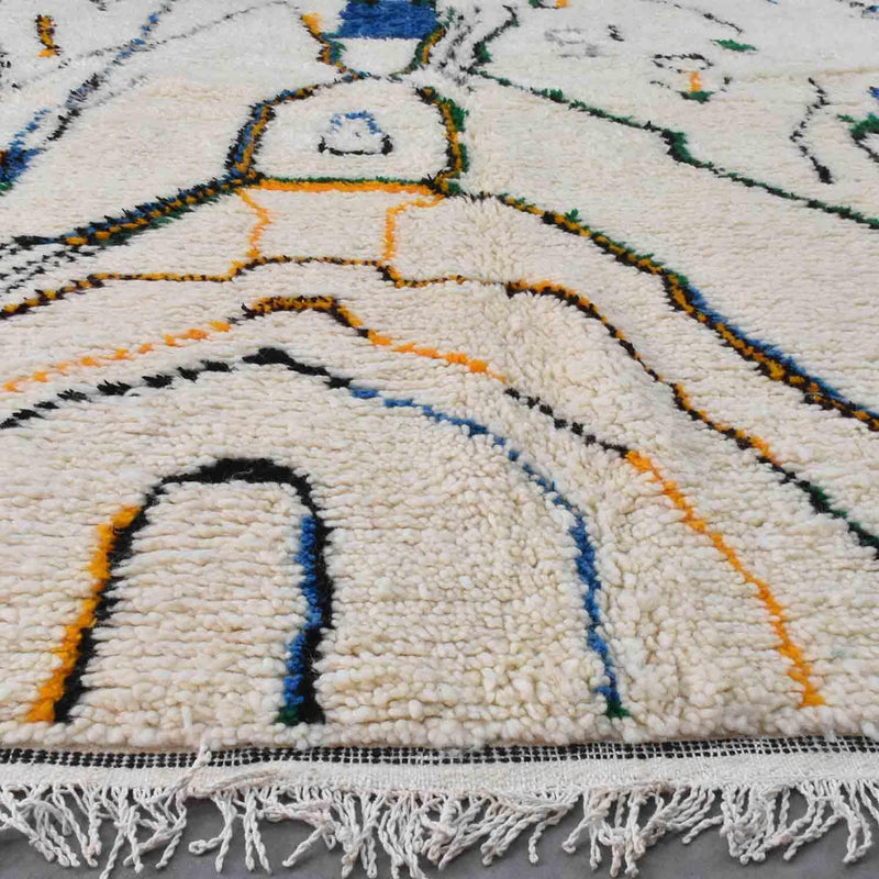 Azilal Rug (5.1 x 8.3 feet) / (157 x 254 cm) 