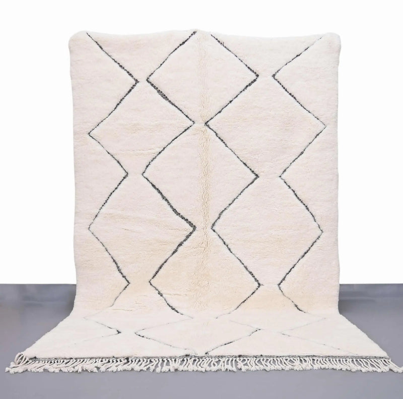 Custom Made Luxury Beni Mrirt Rug 