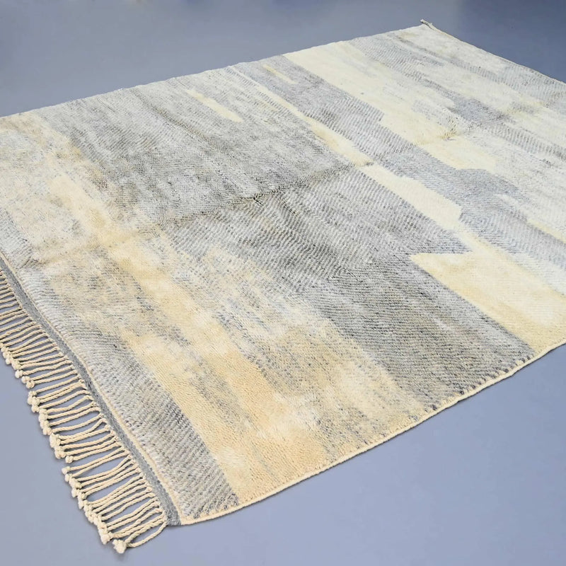 Custom Made Luxury Beni Mrirt Rug 