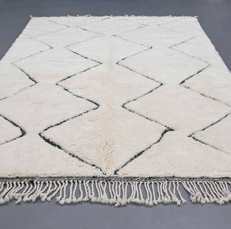 Custom Made Luxury Beni Mrirt Rug 