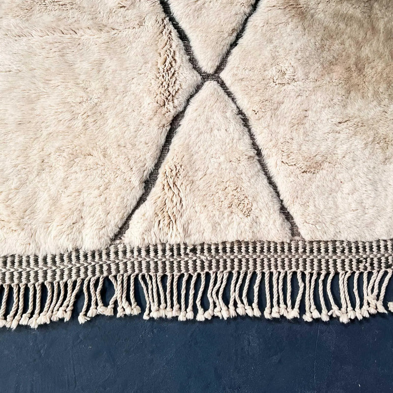 Custom Made Luxury Beni Mrirt Rug 