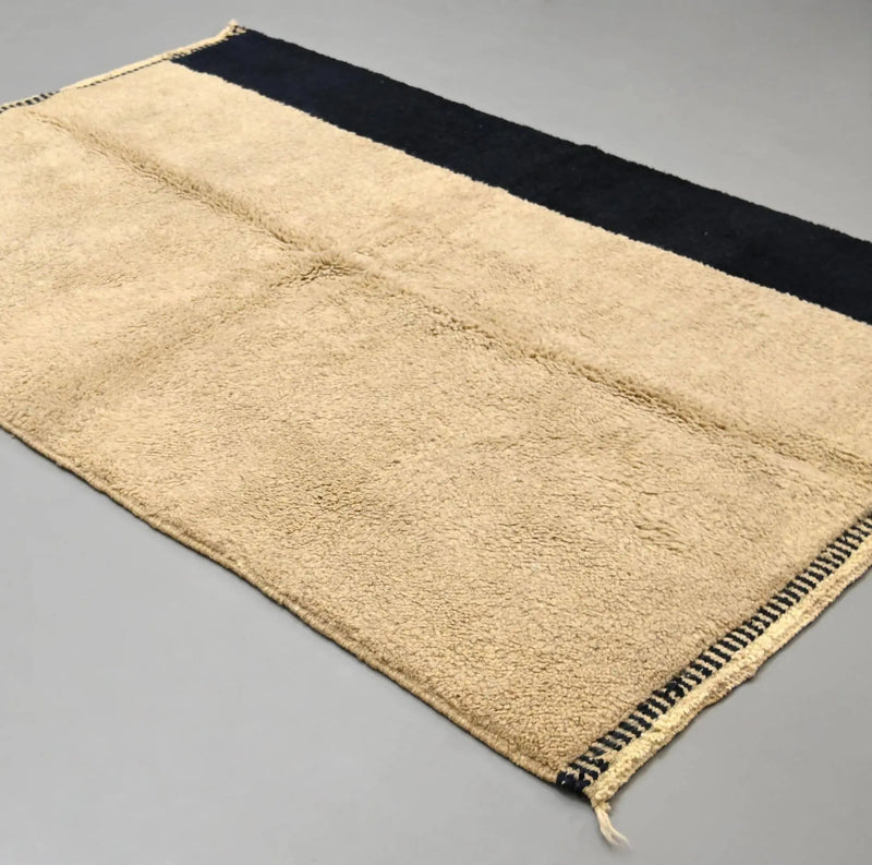 Luxury Beni Mrirt Rug 5 x 7.1 feet 