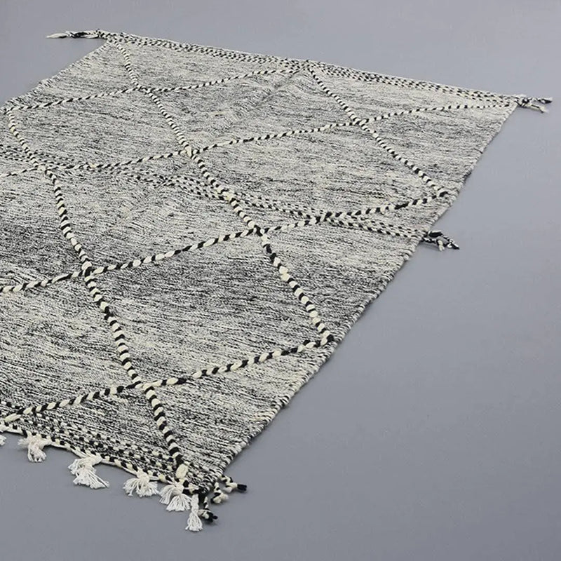 Moroccan Kilim Rug 4.7 x 8.2 ft / 145 x 250 cm 