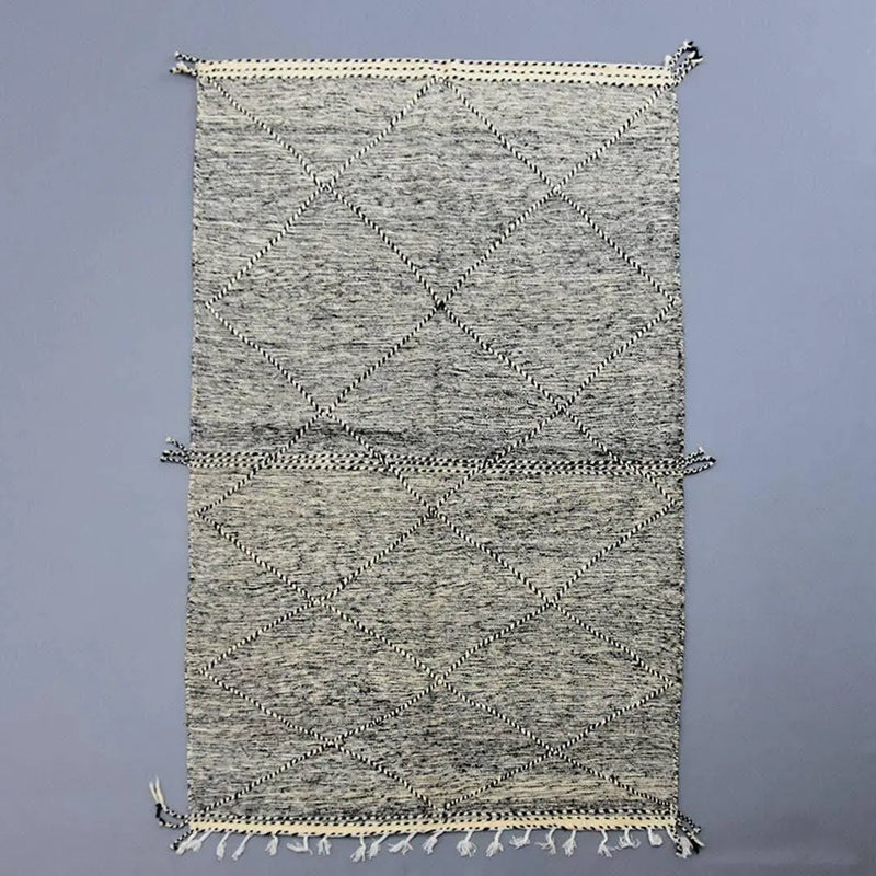 Moroccan Kilim Rug 4.9 x 8.2 ft / 150 x 250 cm 