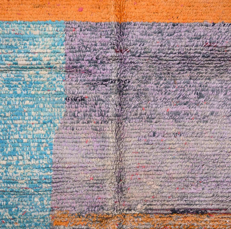 Sentimental Vintage Moroccan Rug 5.5 x 8.7 ft / 170 x 265 cm 