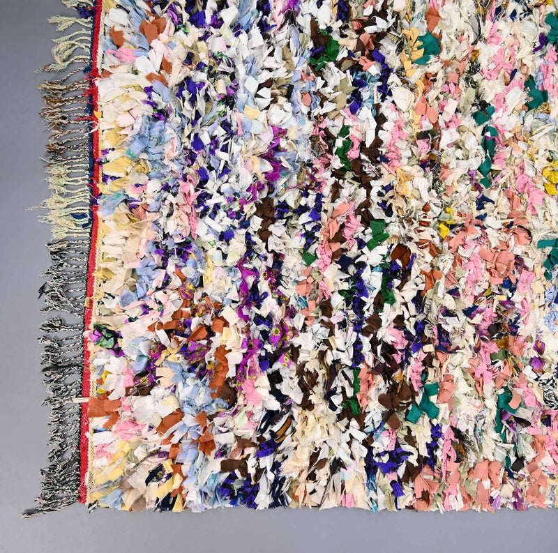 Vintage Boucherouite Rug 7.3 x 4.1 feet / 255 x 125 cm 