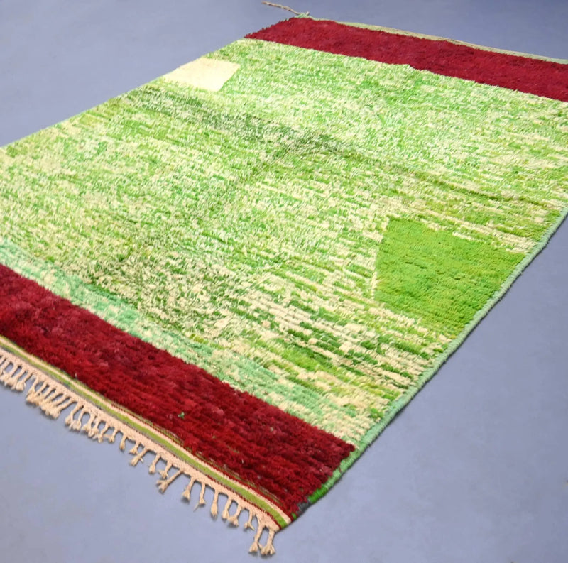 Vintage Fanan Moroccan Rug 6.7 x 9.6 feet / 182 x 275 cm 